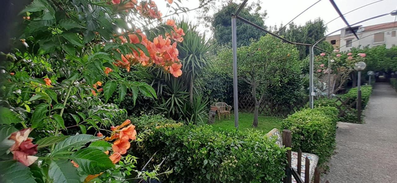 Il Giardino Degli Agrumi Касерта Екстериор снимка