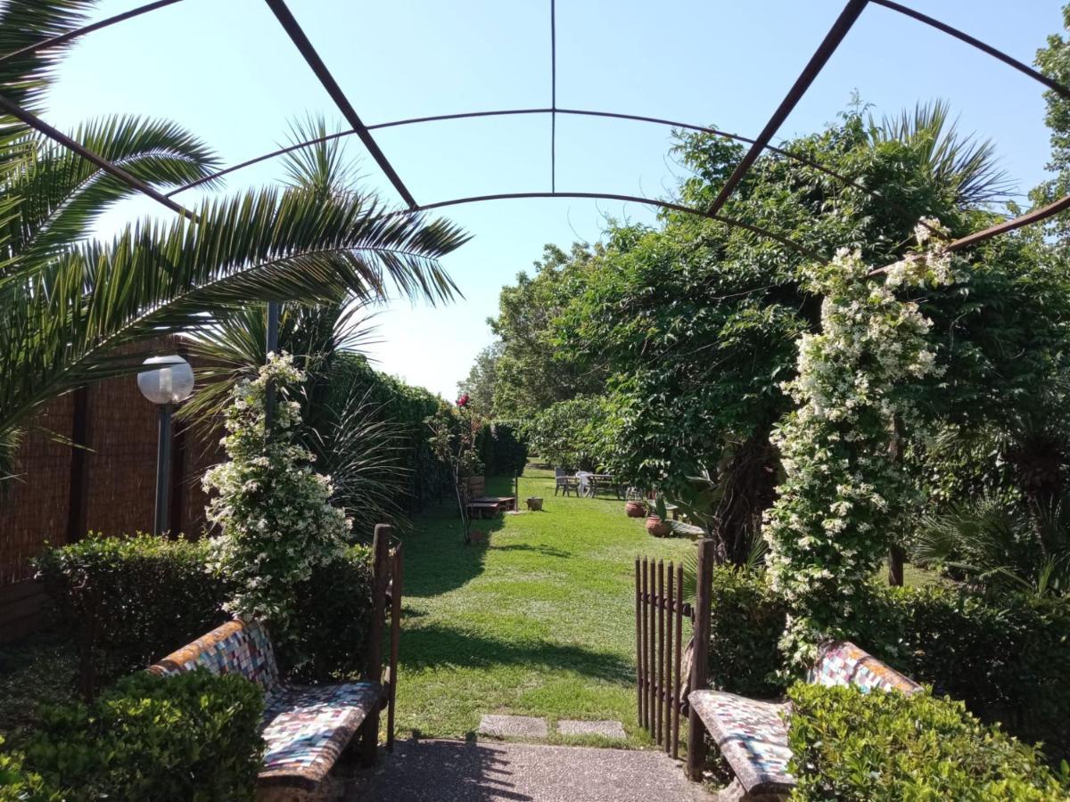 Il Giardino Degli Agrumi Касерта Екстериор снимка